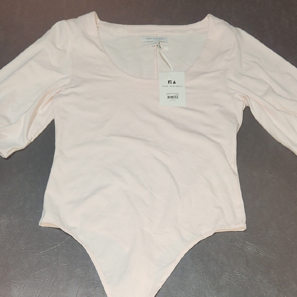 Fitted Pink 3/4 Sleeve Bodysuit